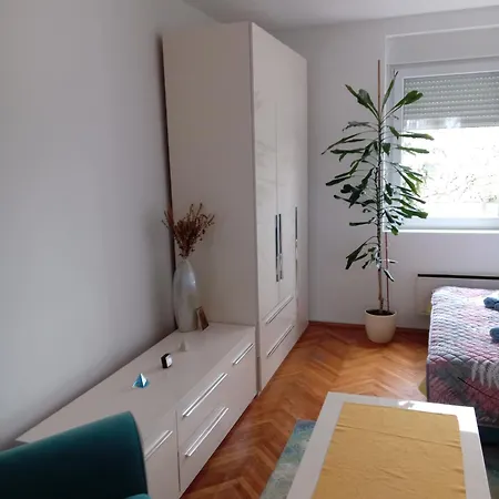 Apartment Klinicki Centar *